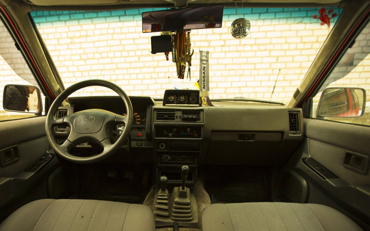 Nissan Terrano wd21 салон
