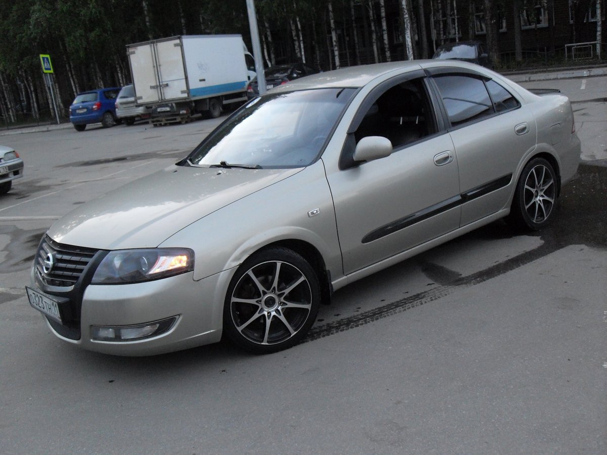 Ниссан Альмера Классик молдинги на двери фото