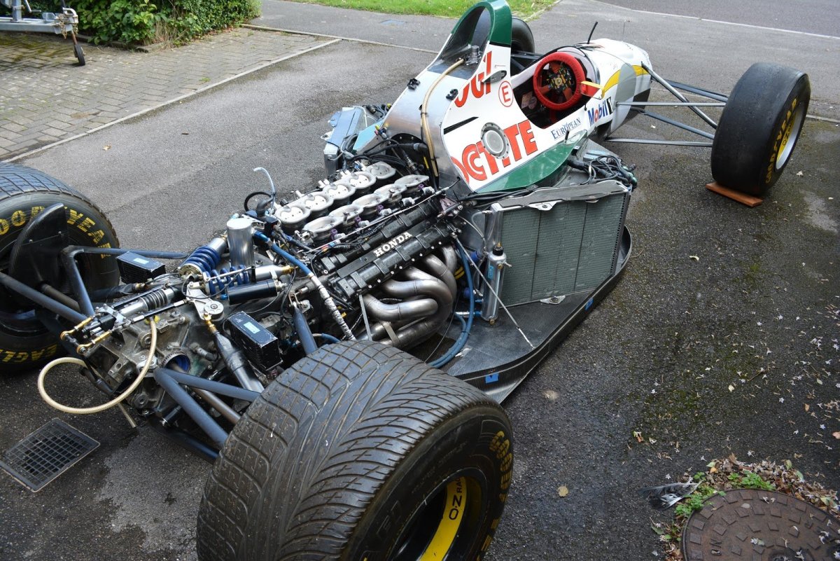 Шасси Занарди