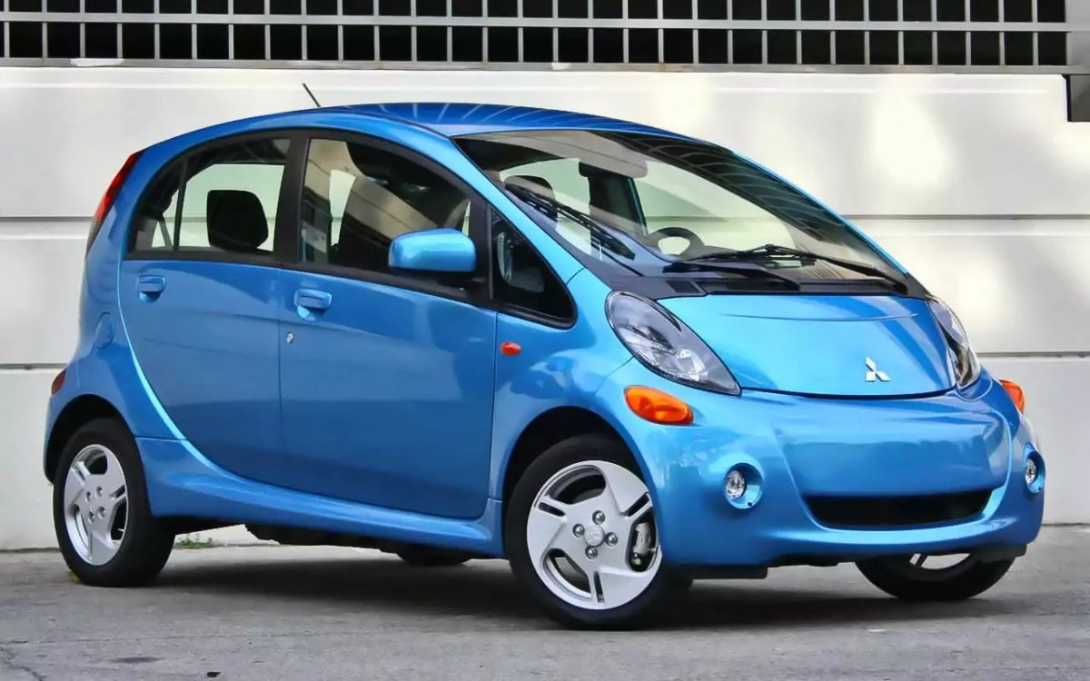 Mitsubishi i-MIEV 2016