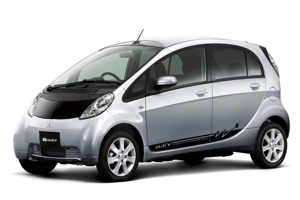 Mitsubishi i-MIEV at,