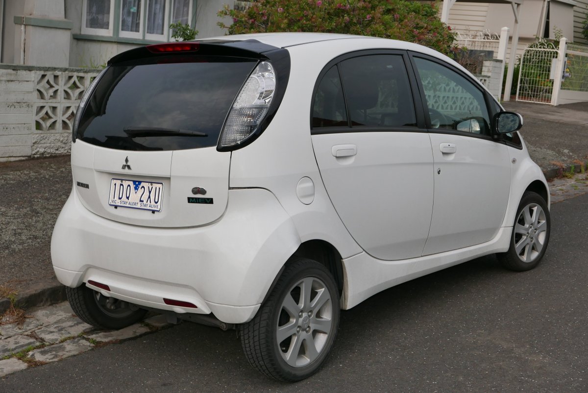 Mitsubishi l MIEV