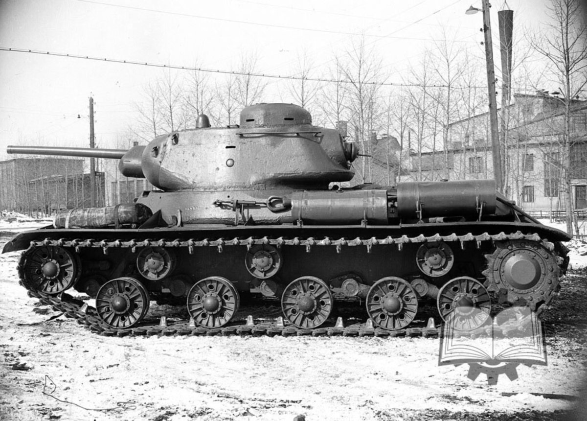 Танка СССР кв13