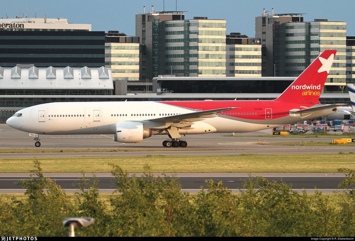 Nordwind 777-300