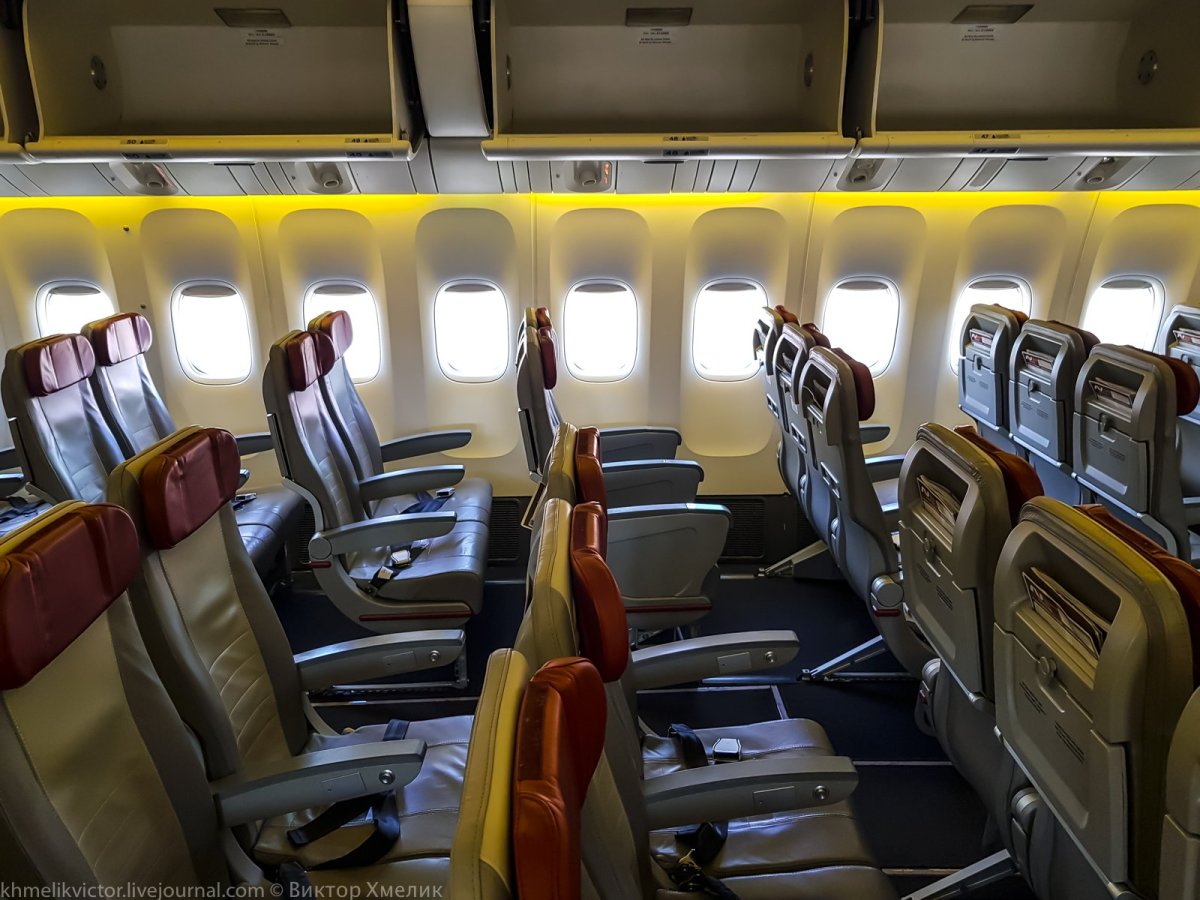 Боинг 777-300 салон
