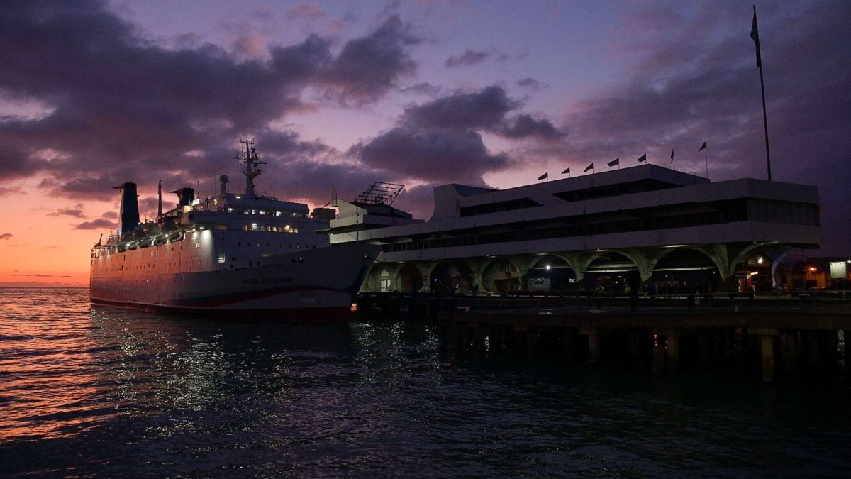 Лайнер в Сухуми