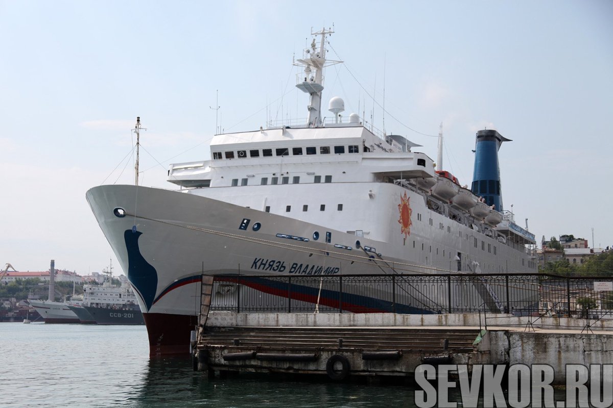 Светломор 3 судно