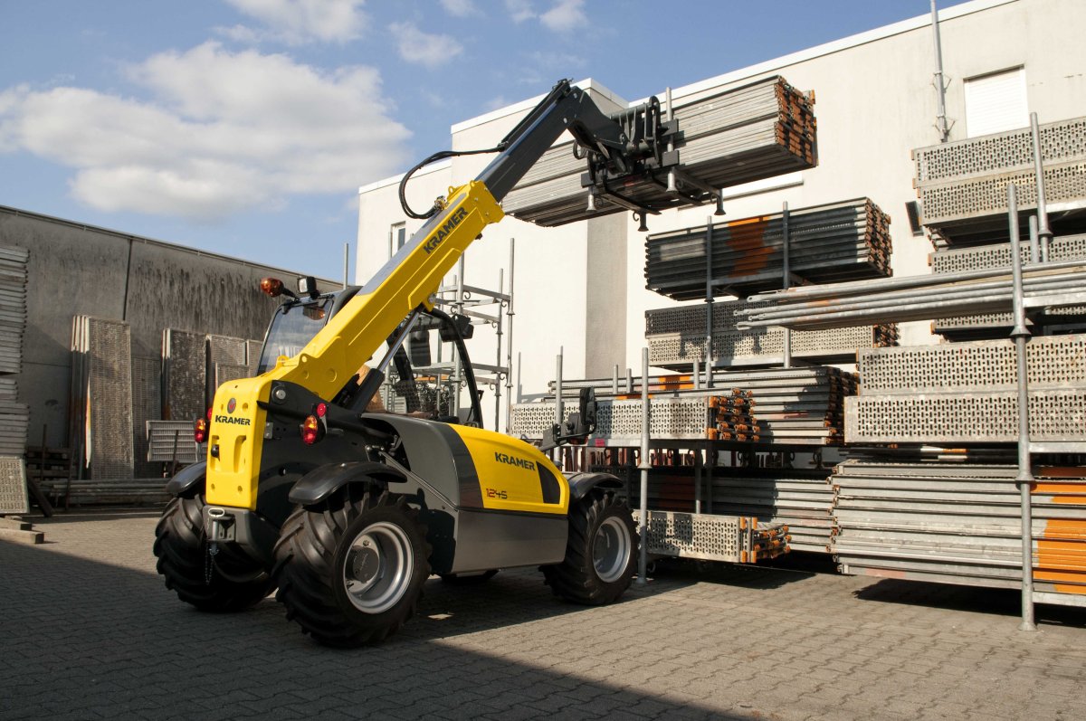 Телескопический погрузчик Крамер