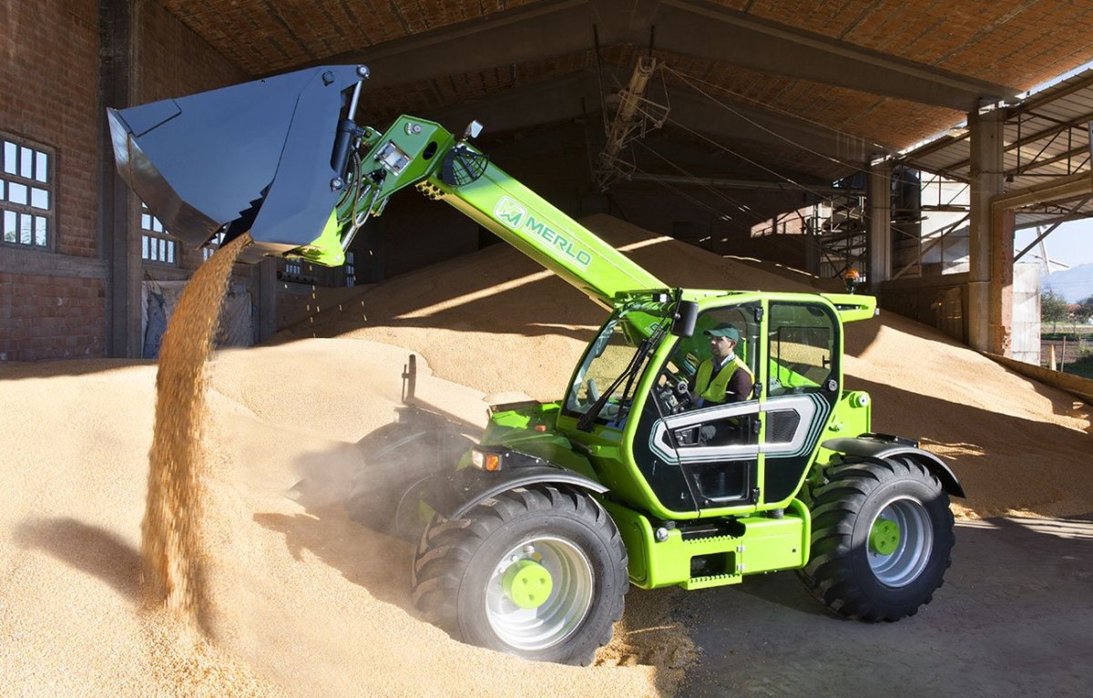 Телескопический погрузчик Джон Дир