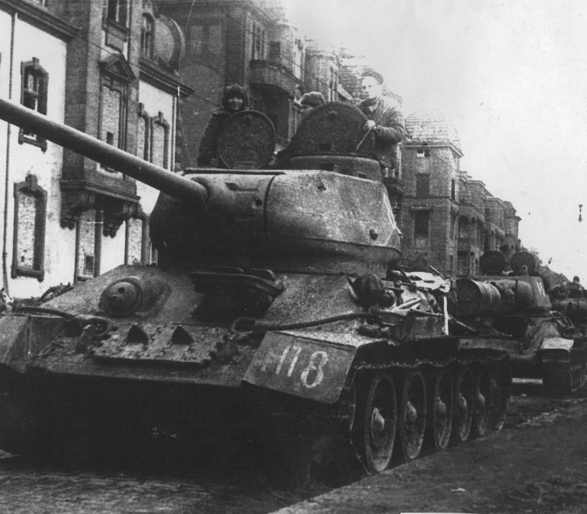 Т-34 1-Й Гвардейской танковой бригады