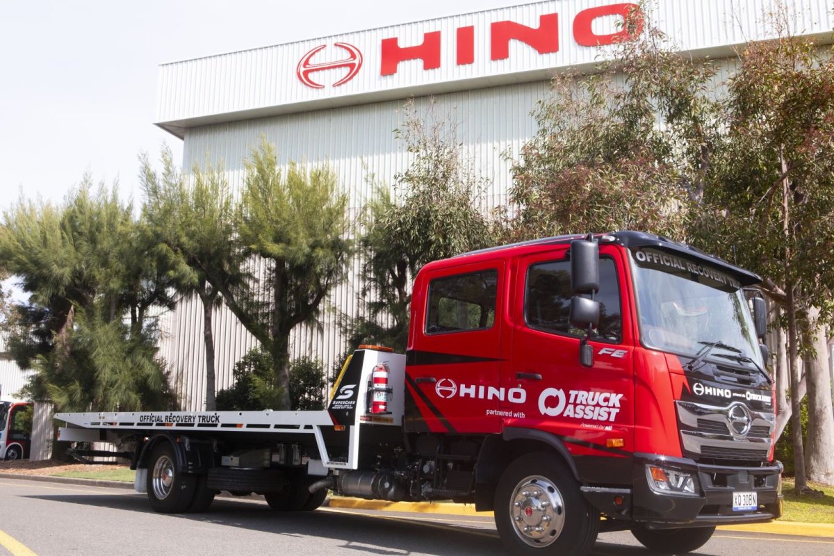 Hino грузовик