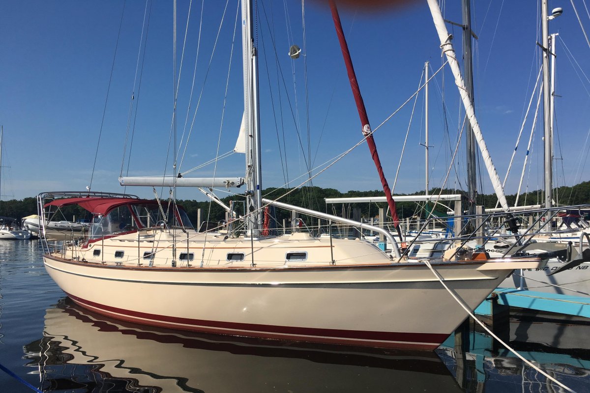 Быстроходная моторная яхта сарацин