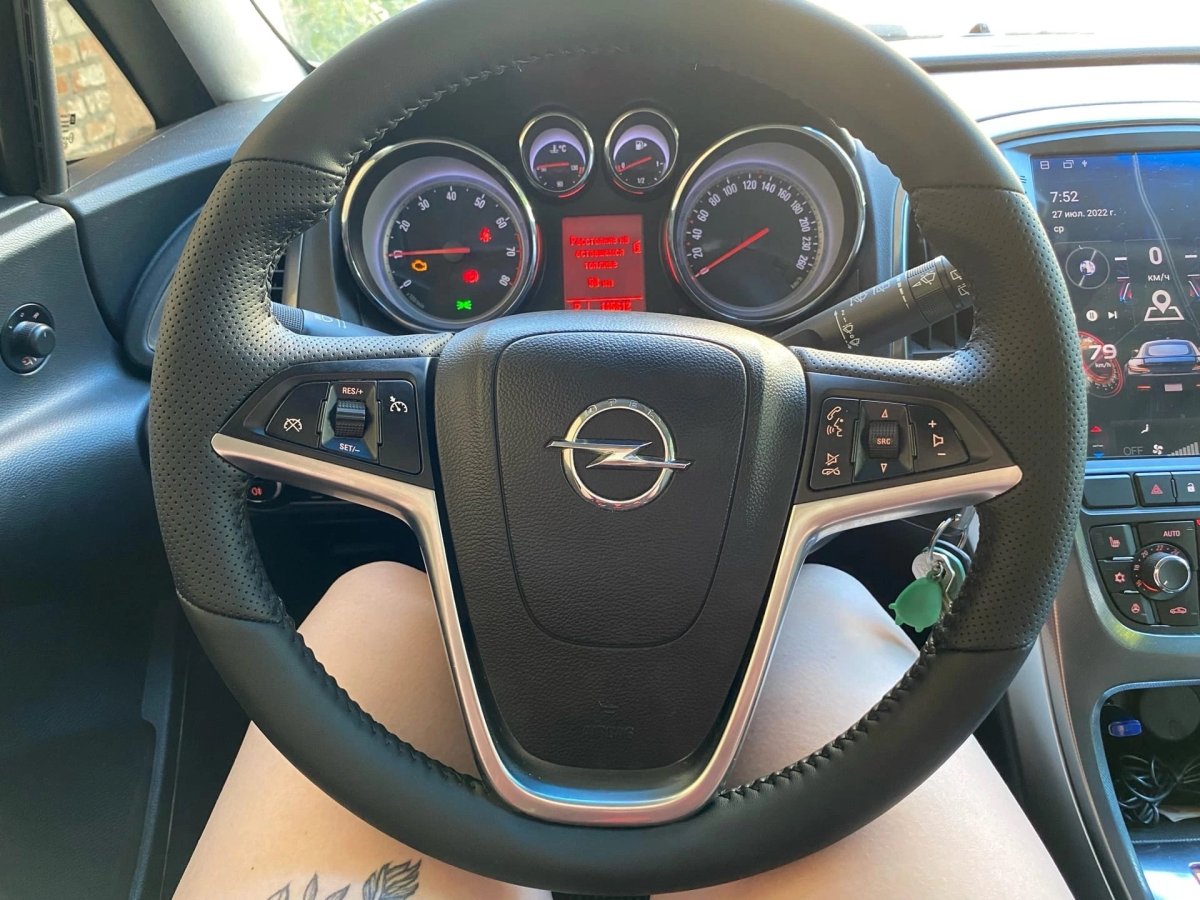 Руль Опель Астра j