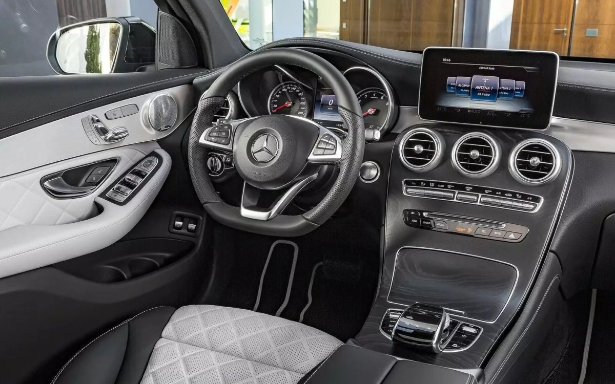 Мерседес Бенц GLC купе