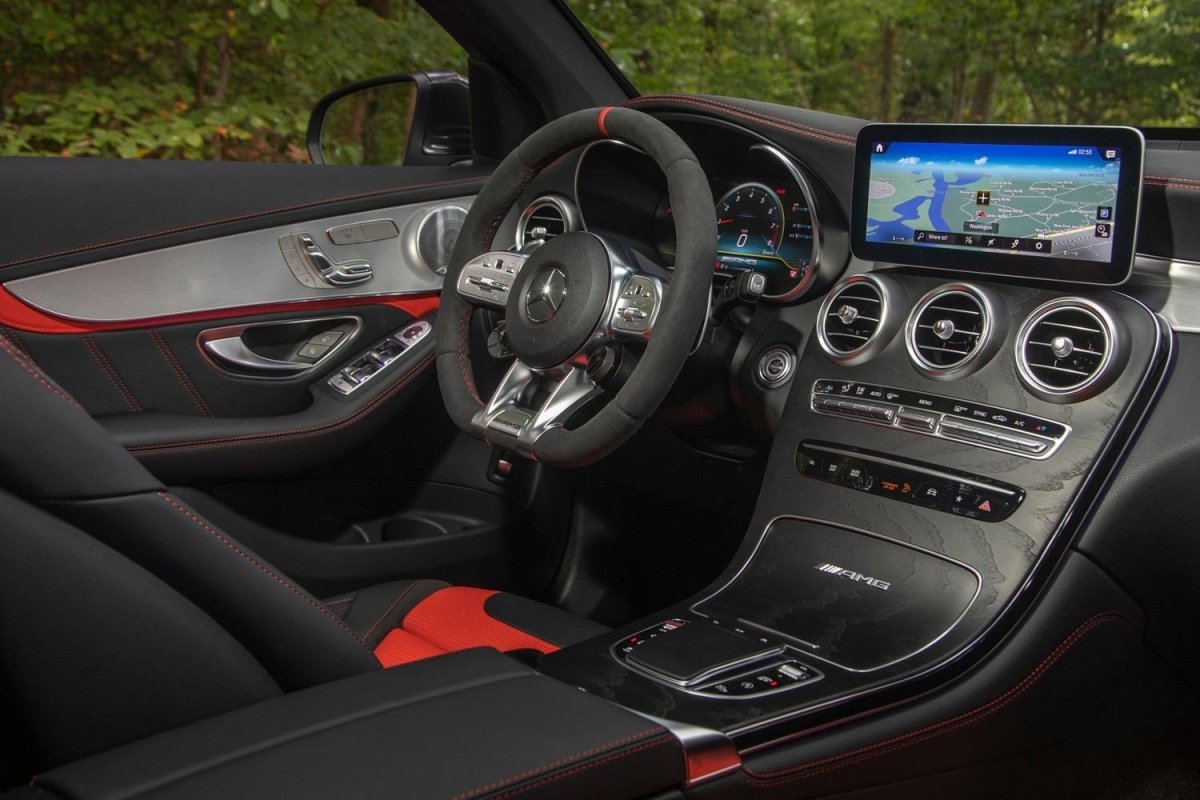 Мерседес GLC AMG 2021