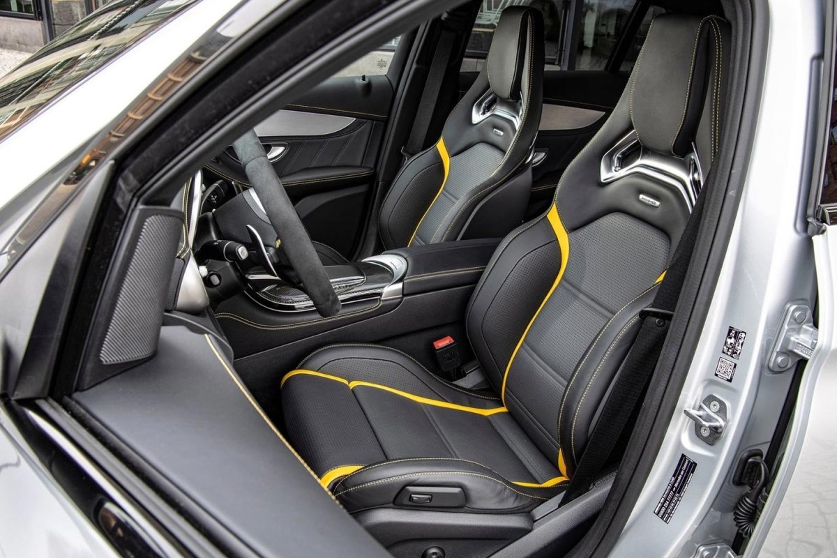 Mercedes Benz GLC 63s AMG Coupe салон