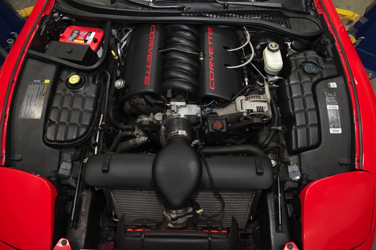 Chevrolet Corvette c5 двигатель