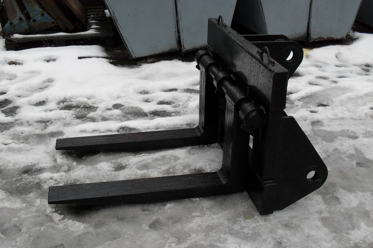 Вилы палетные быстросъёмные Volvo