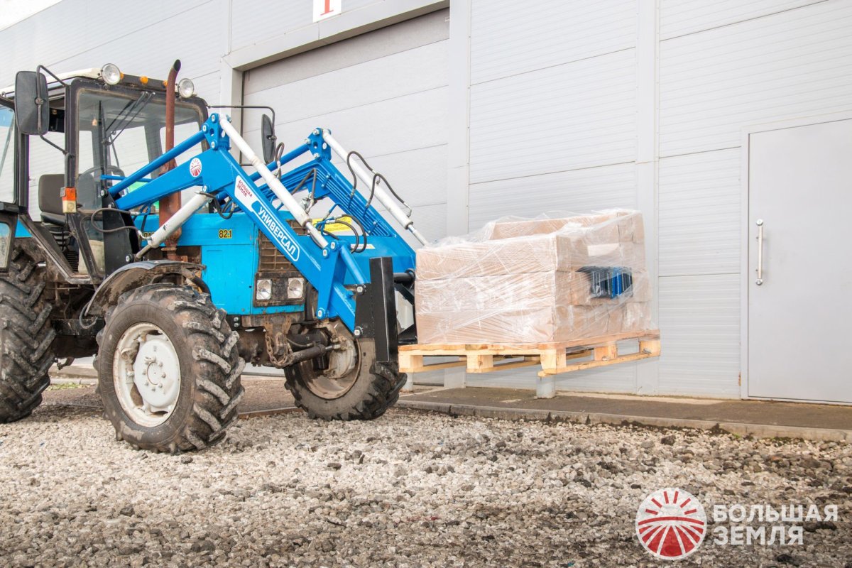 Погрузчик навесной фронтальный универсал 800