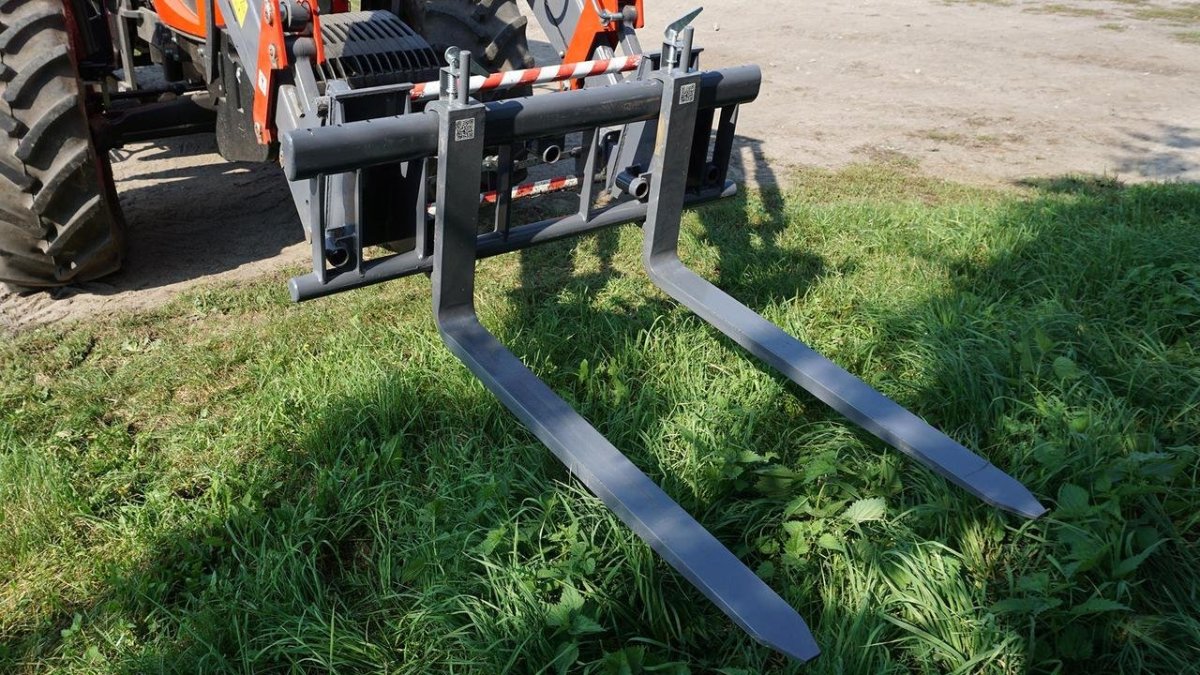 Вилы для поддонов метал фах