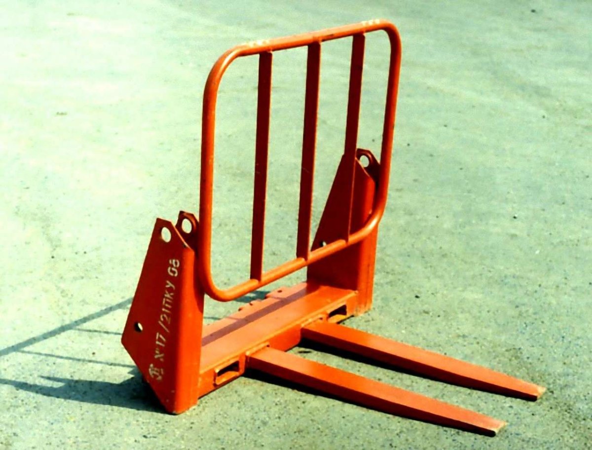 Захват вилочный ПКУ-0,8-7 (для европоддонов)