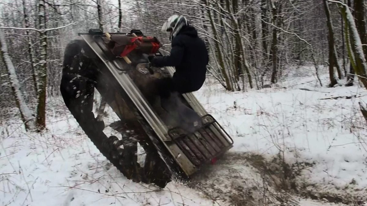 Гусеничный вездеход патруль трак