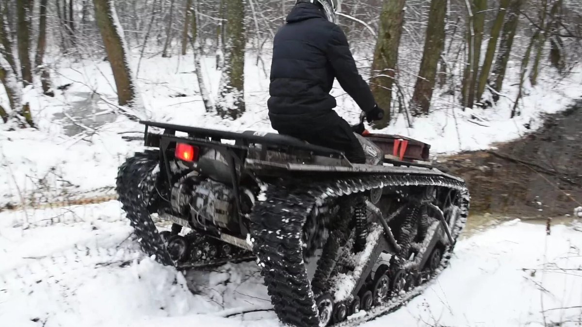 Гусеничный мотовездеход Jet Snow