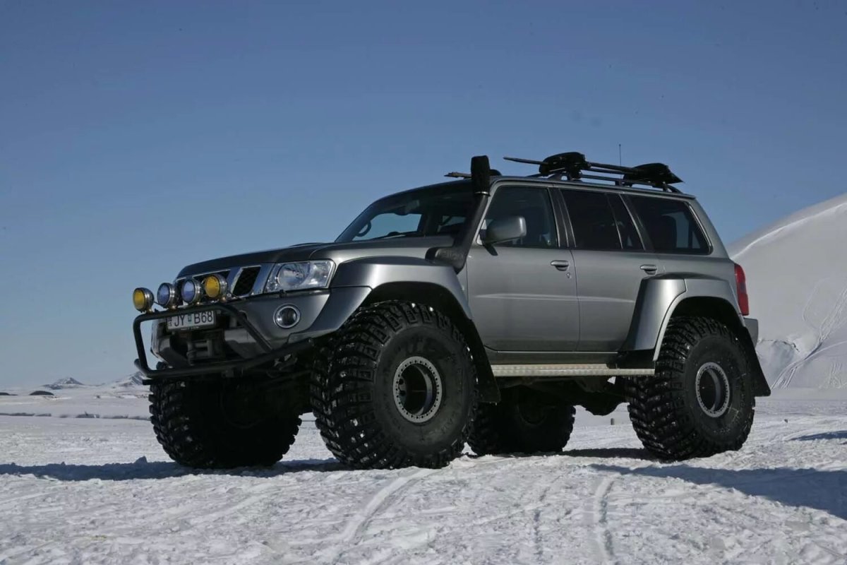 Nissan Patrol y61 Expedition