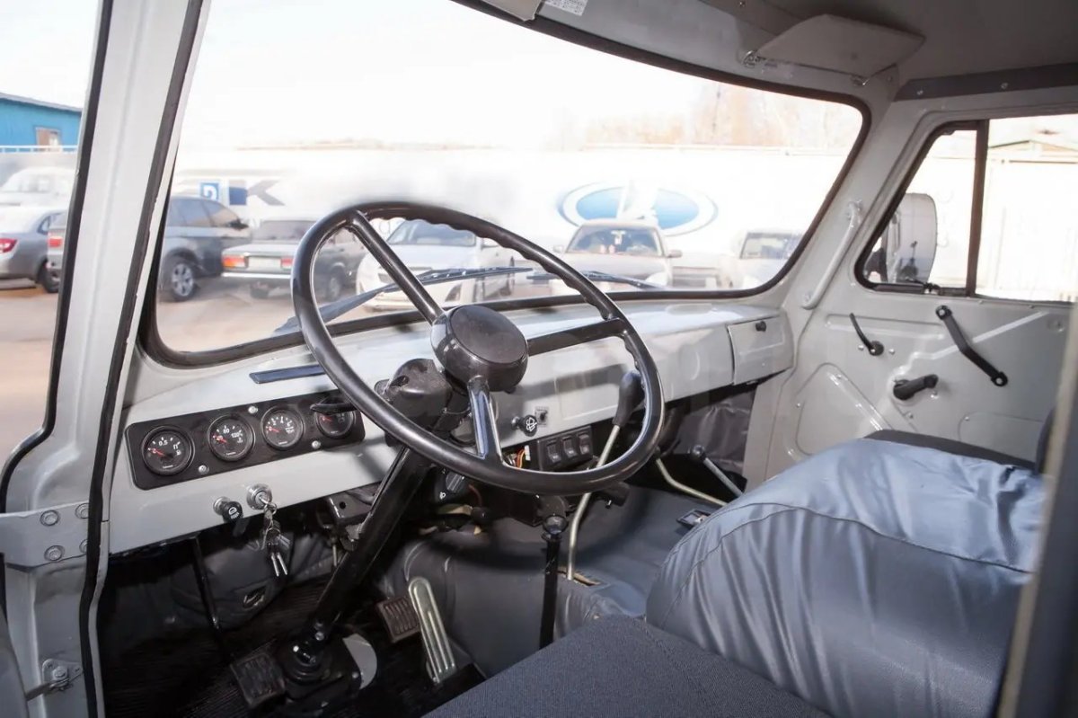 УАЗ Буханка 2.7 МТ Комби 7 мест