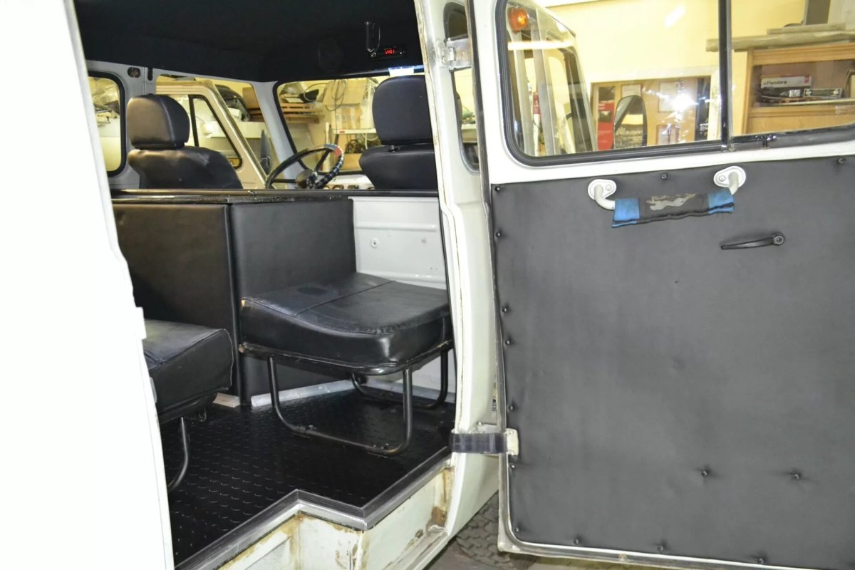 Сиденье водительское УАЗ 390995