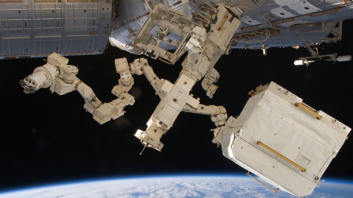 Космос кран