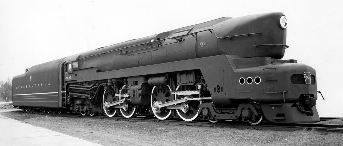 Раймонд Лоуи паровоз