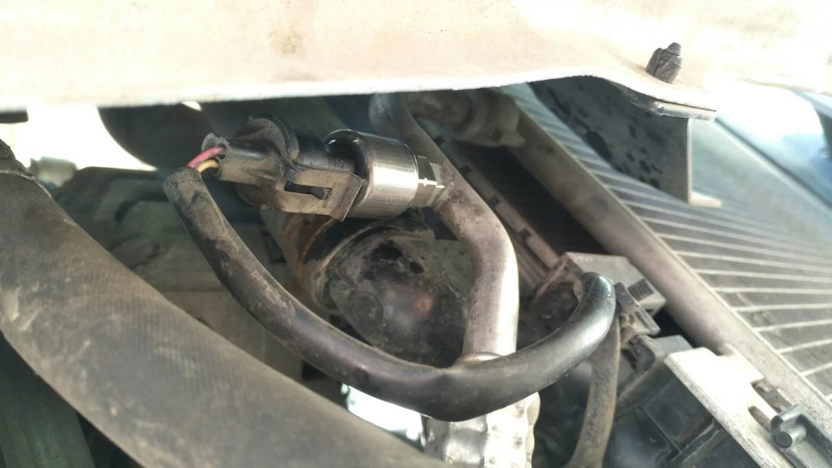 Датчик кондиционера Рено Логан 1.4