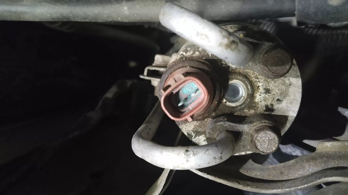 Mitsubishi Montero Sport 2000 кондиционер