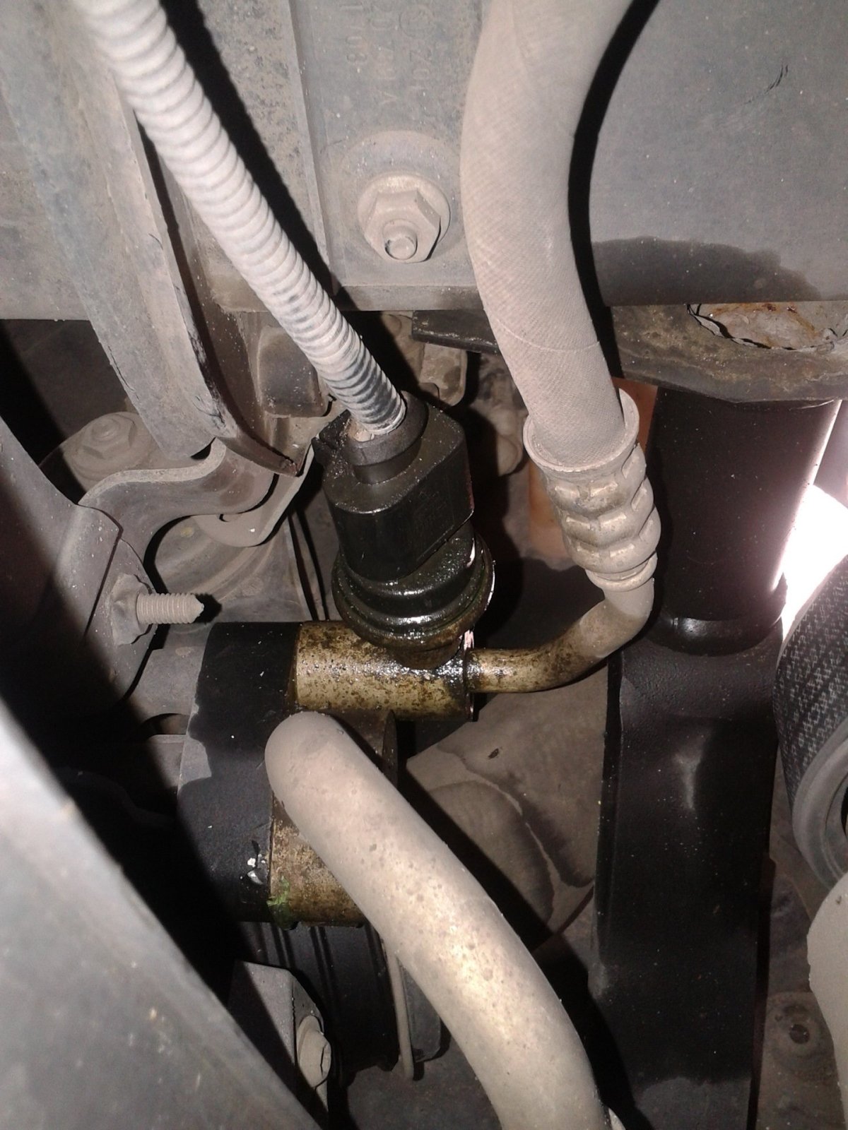 Датчик давления хладагента Шкода Октавия а5