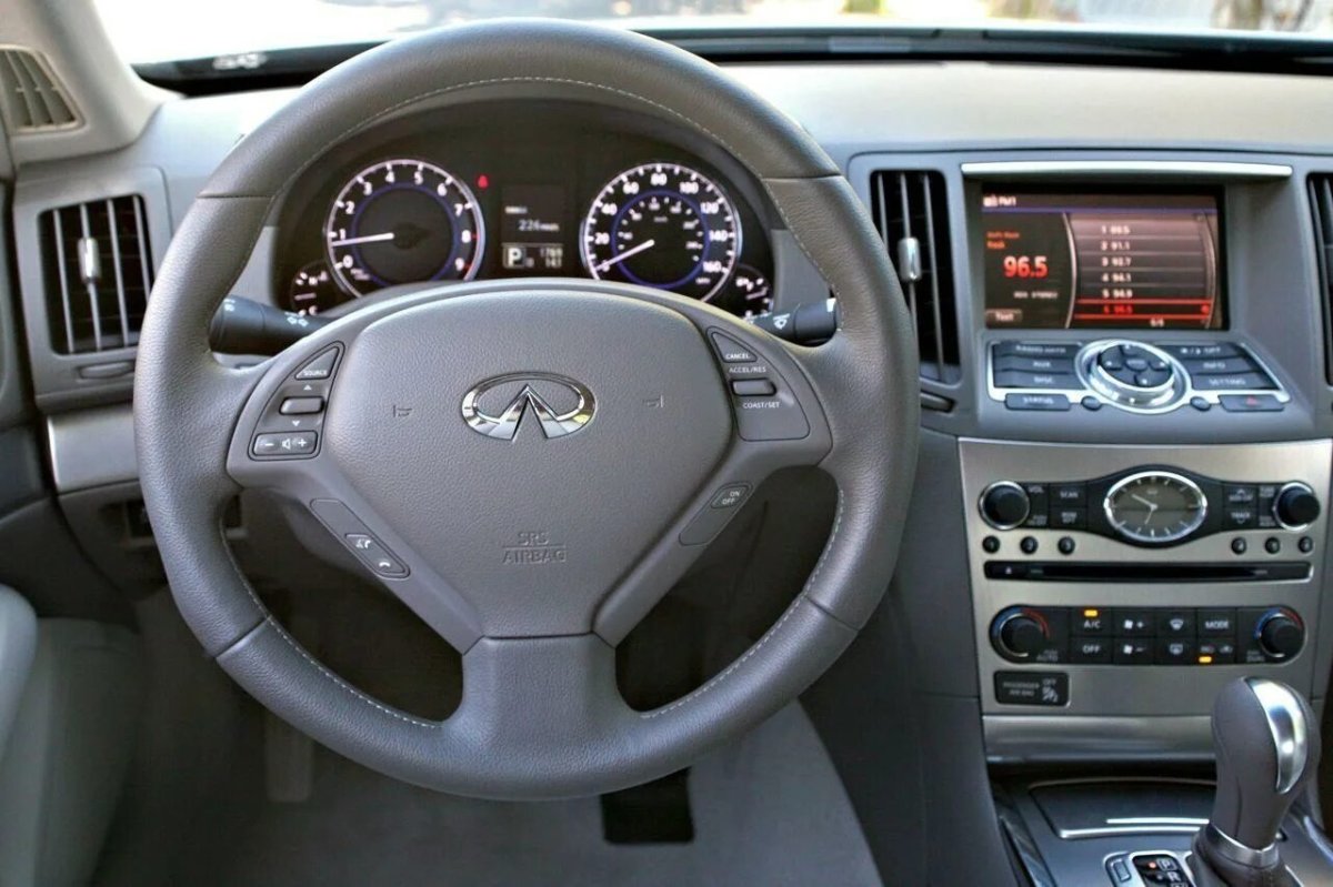 G25 Инфинити торпеда