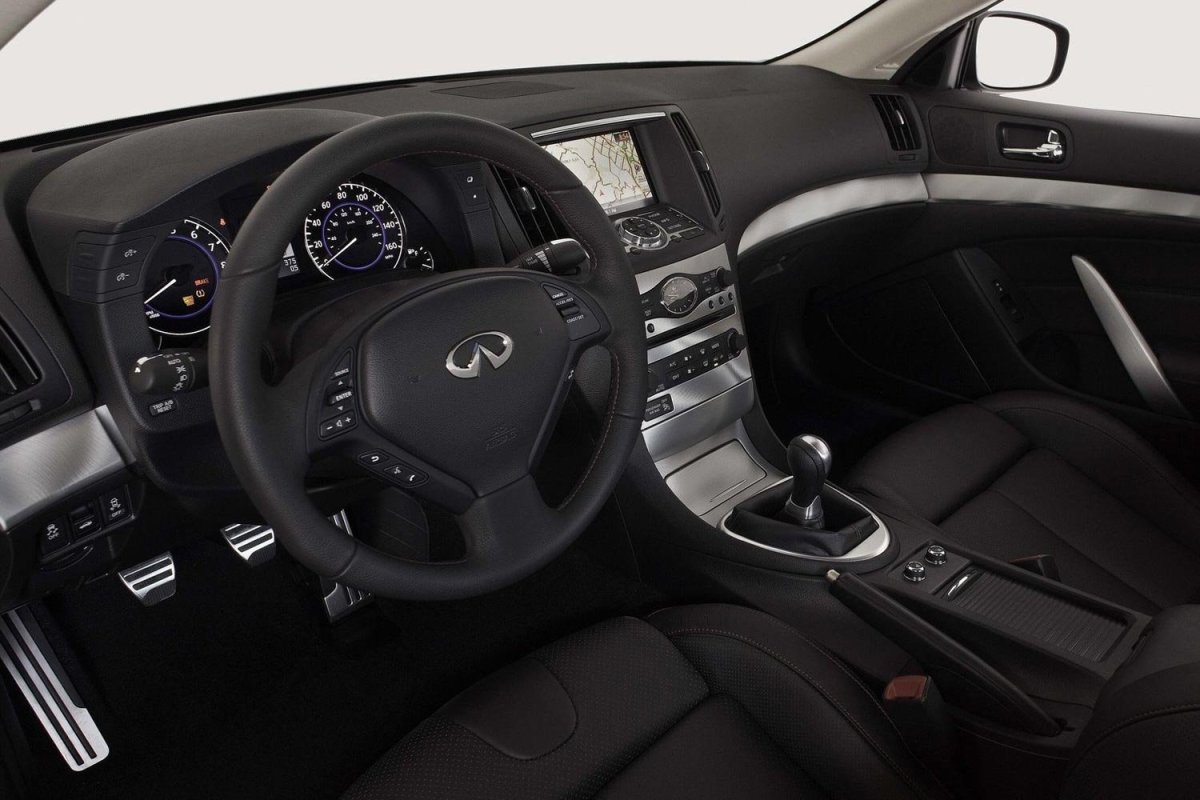 Infiniti g37 Coupe салон