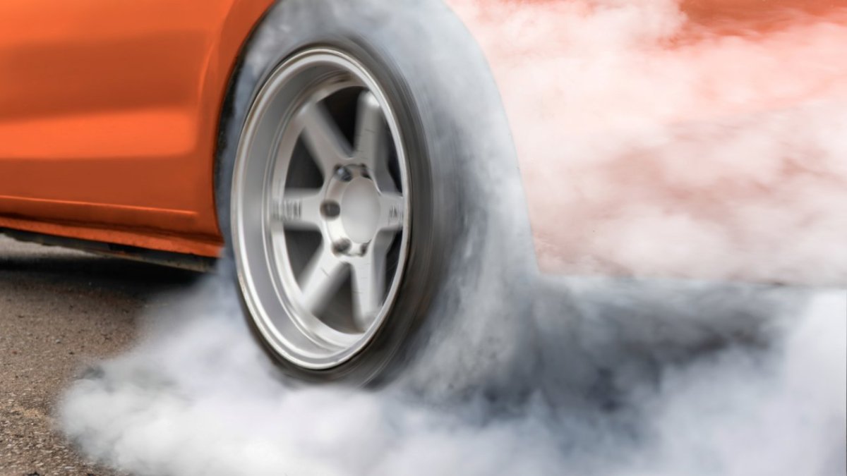 Горящие покрышки дрифт