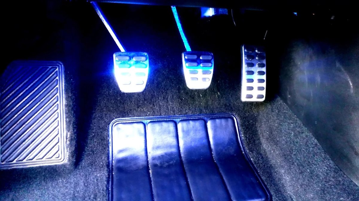 Хундай Соната педали