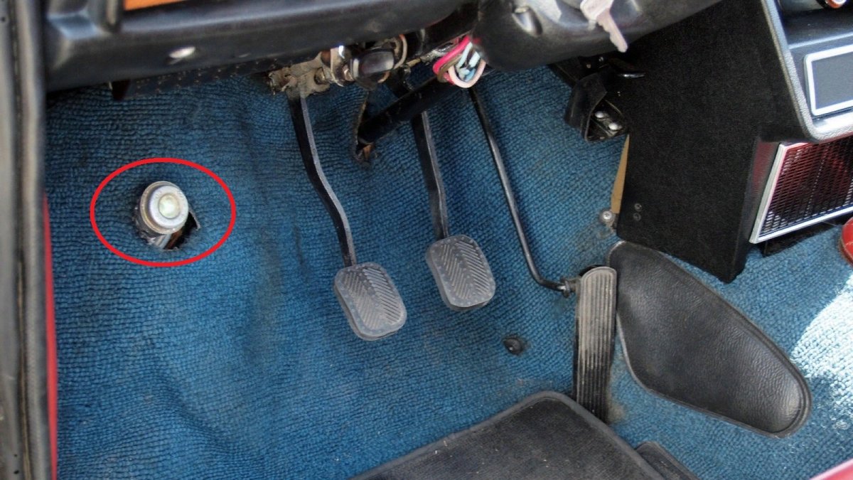 ВАЗ 2103 педали