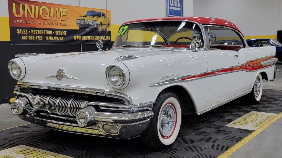 1956 Pontiac Star Chief
