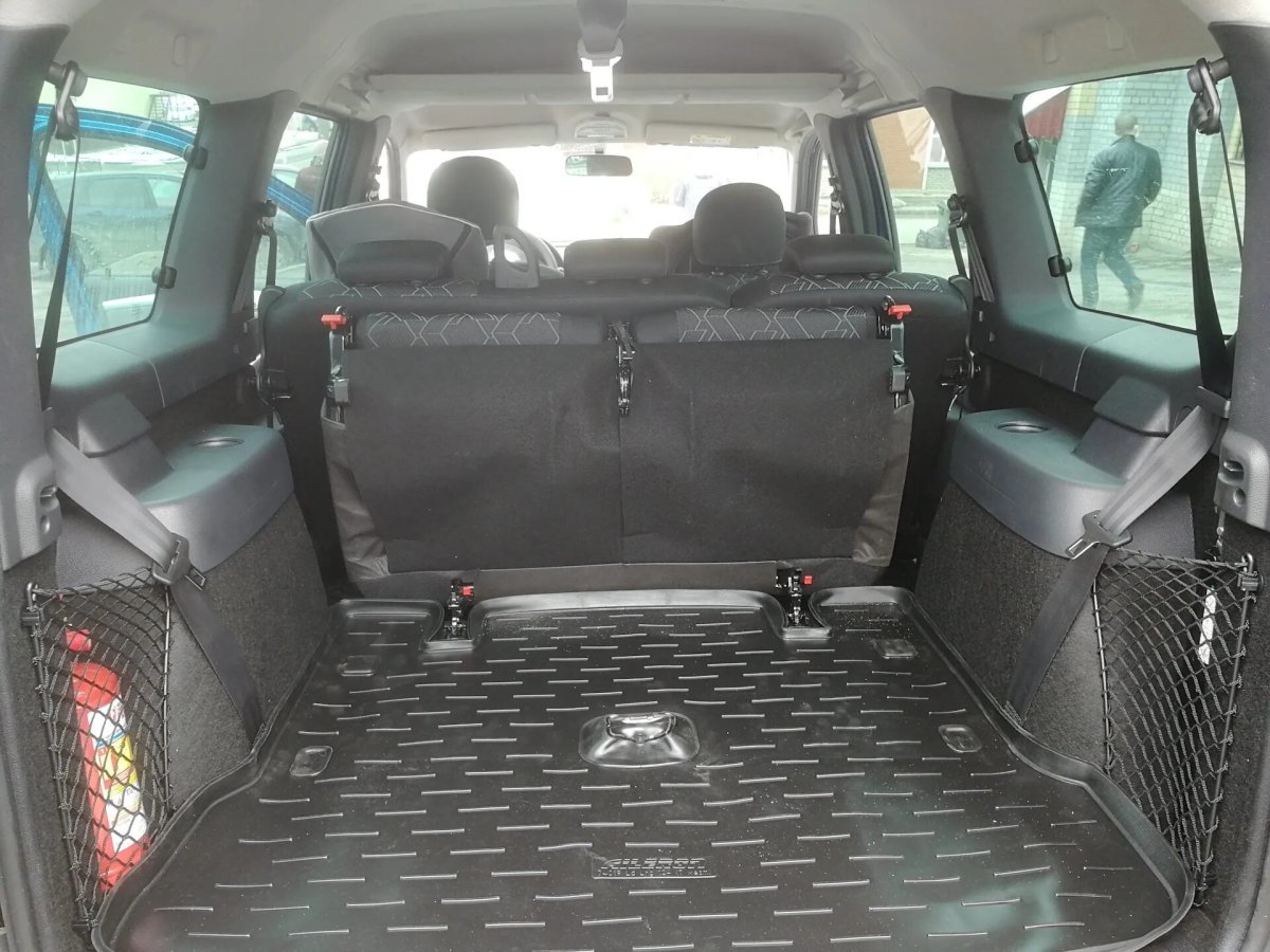 Lada Largus Cross багажник