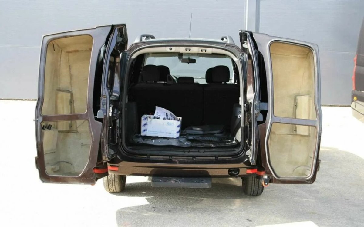 Лада Ларгус Shuttle Box