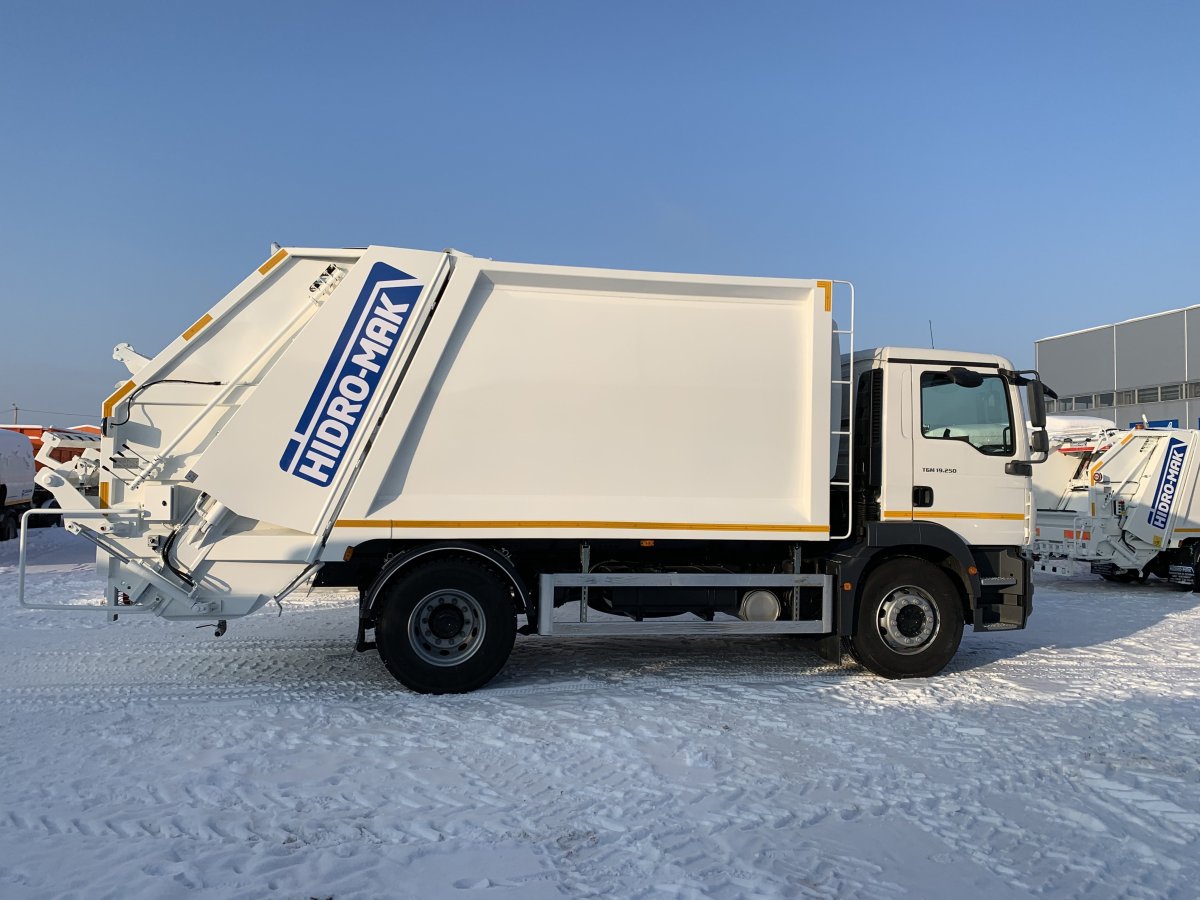 Мусоровоз МКЗ 7017