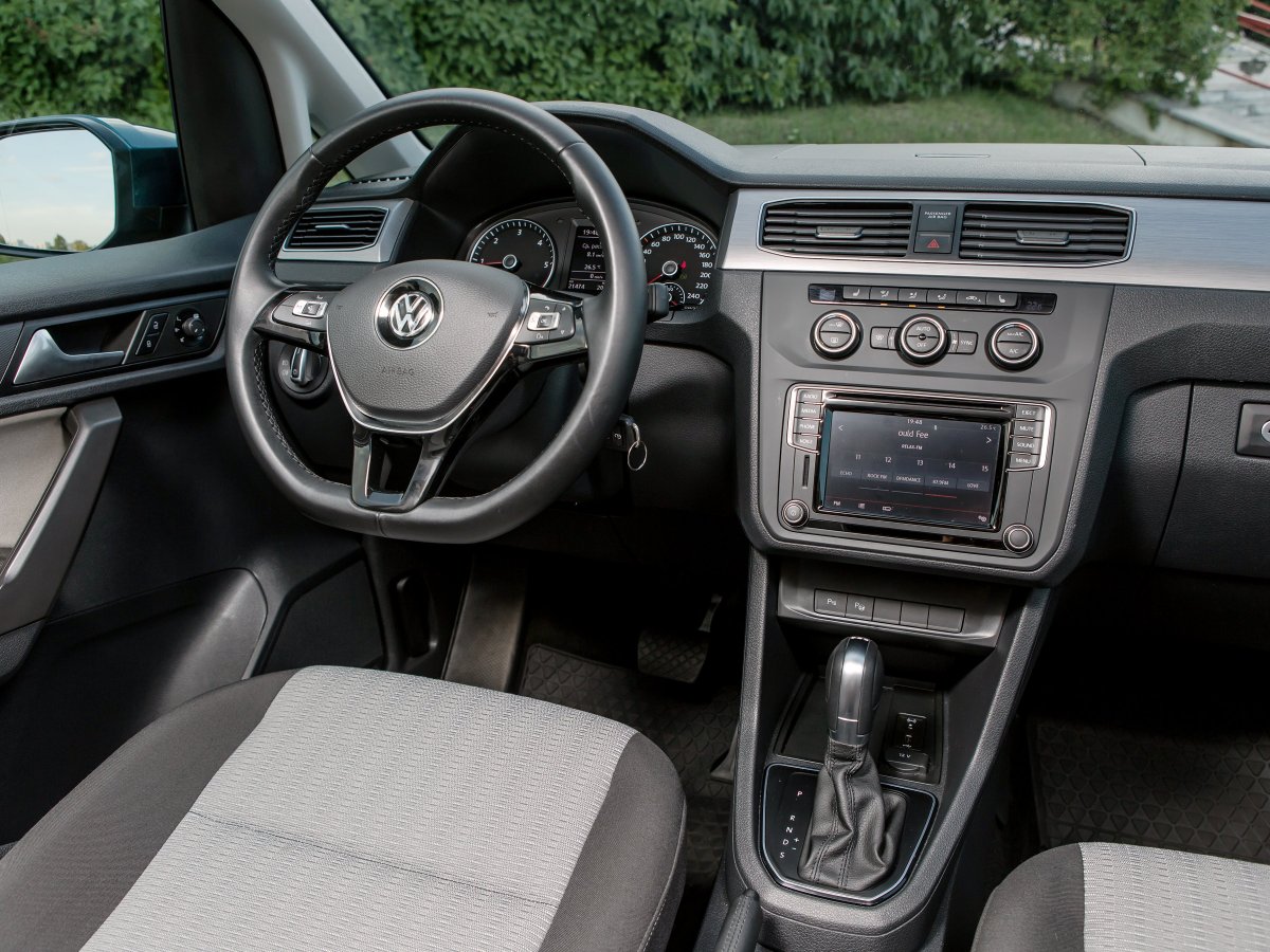 Volkswagen Caddy 2015 Maxi салон