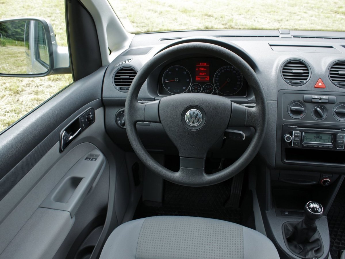 Фольксваген Кадди 2005 салон