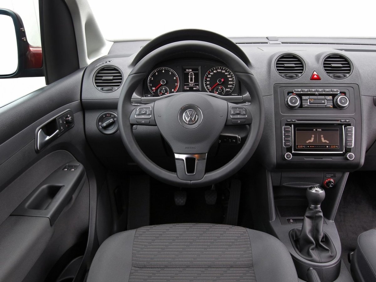 Volkswagen Caddy 2010 салон