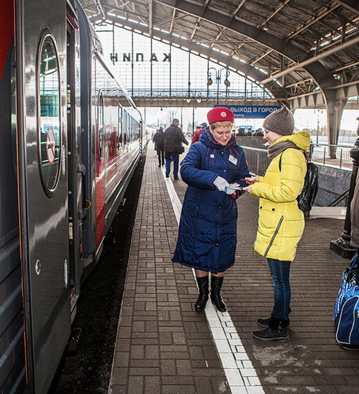 Поезд янтарь Калининград