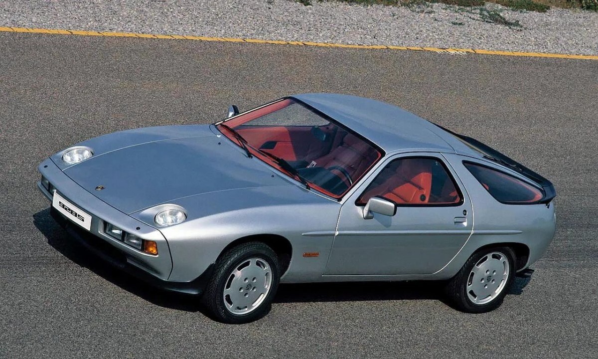 Porsche 928s