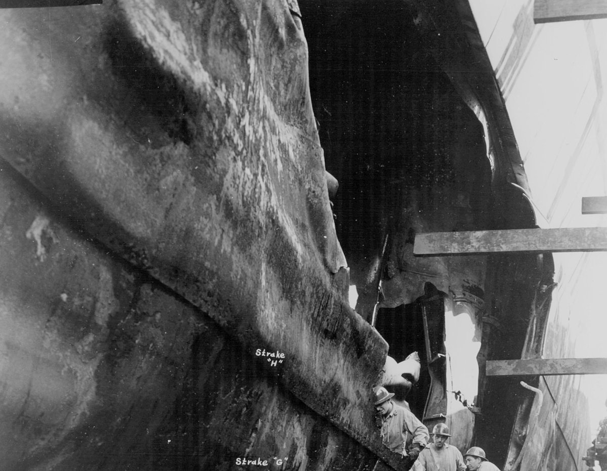 USS North Carolina BB-55 В Сухом доке